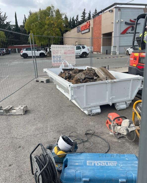 Location d'une benne à gravats pour Intermarché